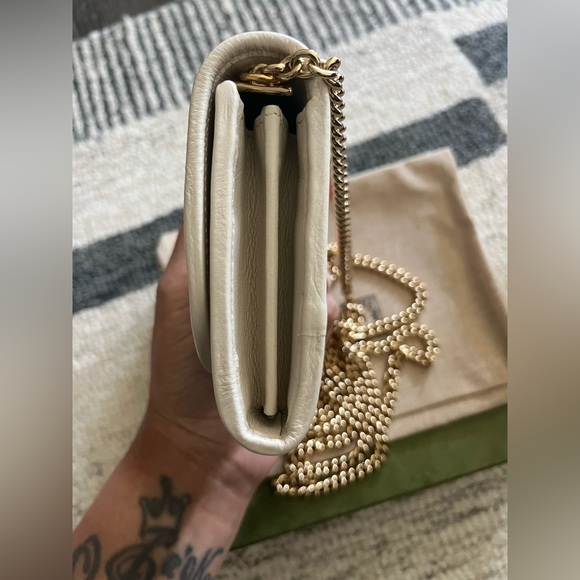 🤍SOLD🤍 Gucci GG Blondie Chain Wallet - Cream/Off-White - Picture 4 of 11